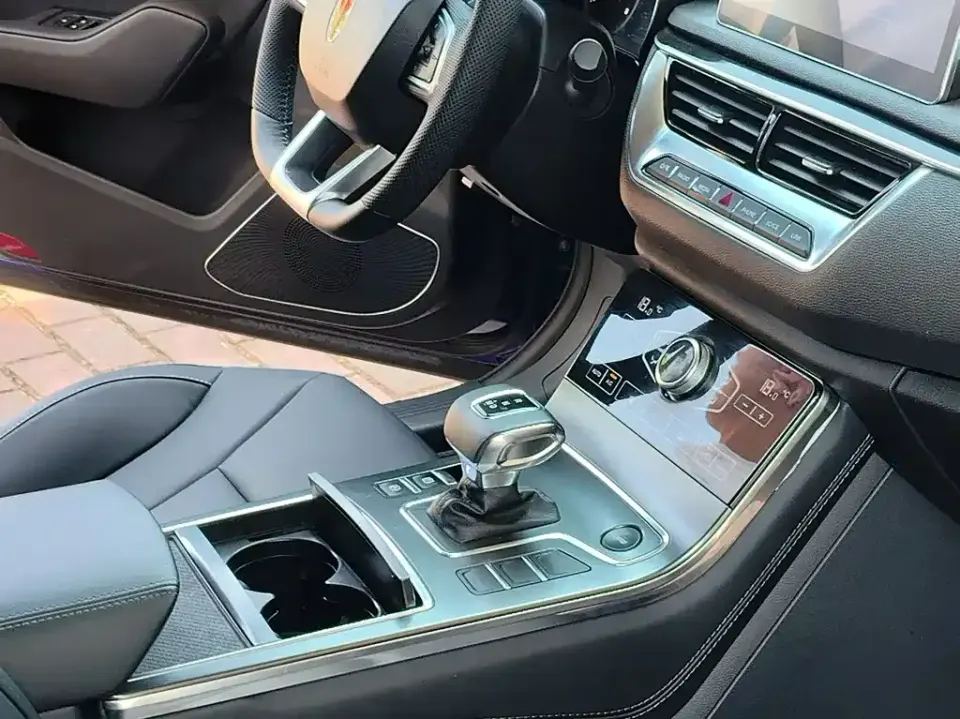 Hongqi Hongqi H5