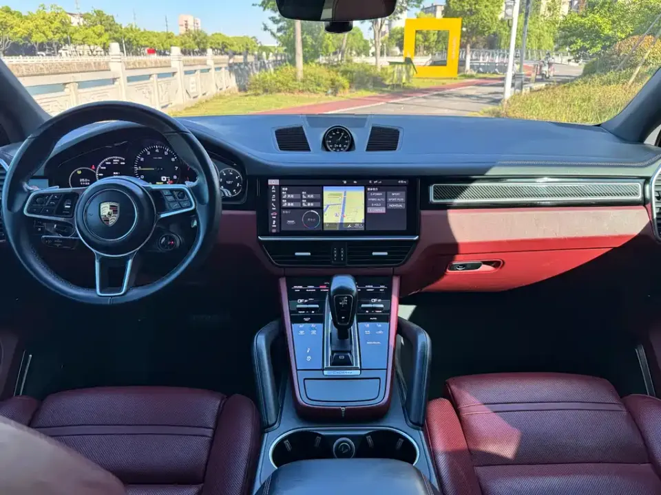 Porsche Cayenne Hybrid