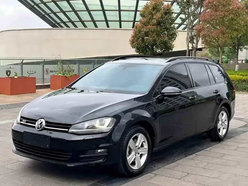 Volkswagen Golf (Import)