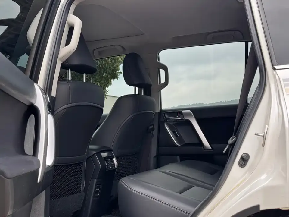 Toyota Prado (Import)