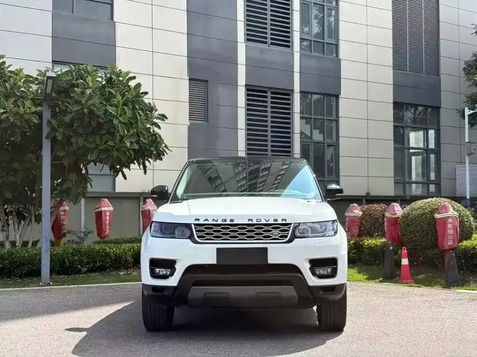 Land Rover Sport