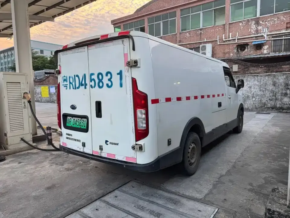 Karry Dolphin EV