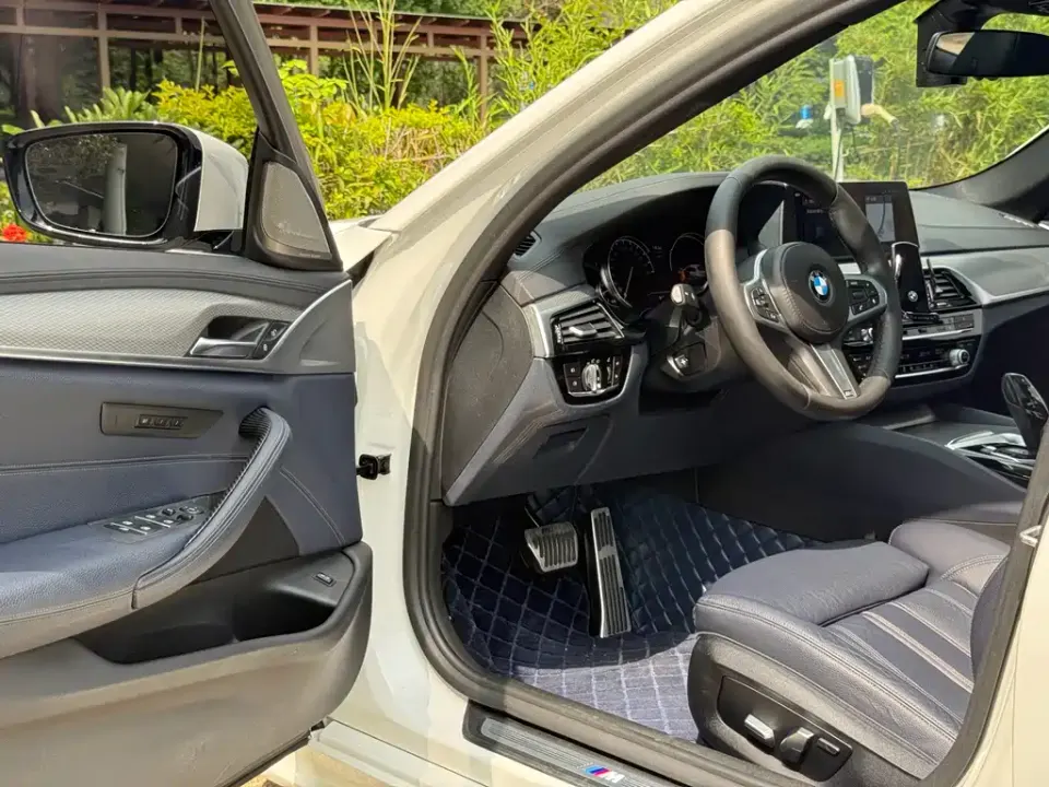 BMW 5 Series (Import)