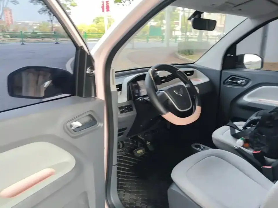 Wuling MINIEV