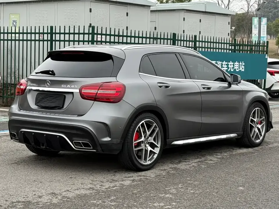 Mercedes-Benz GLA AMG