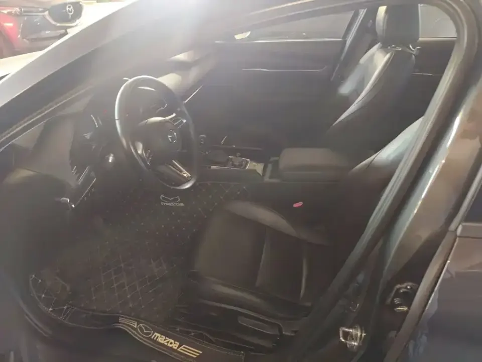 Mazda 3 Axela