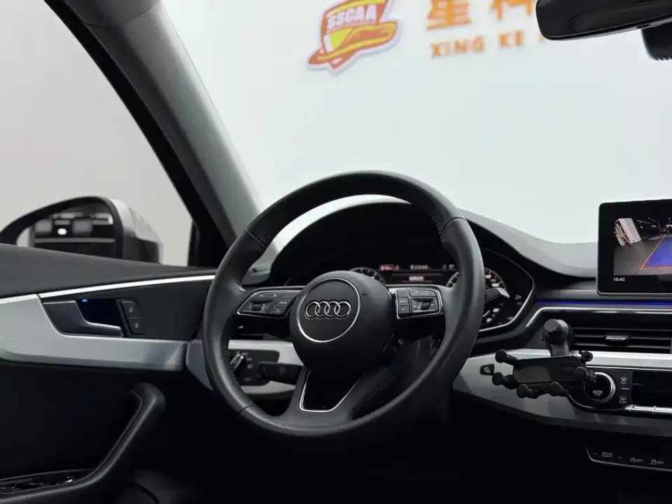 Audi A4L
