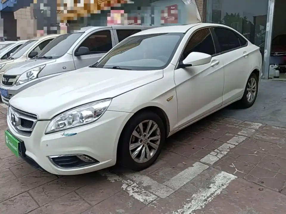 BAIC Senova D50