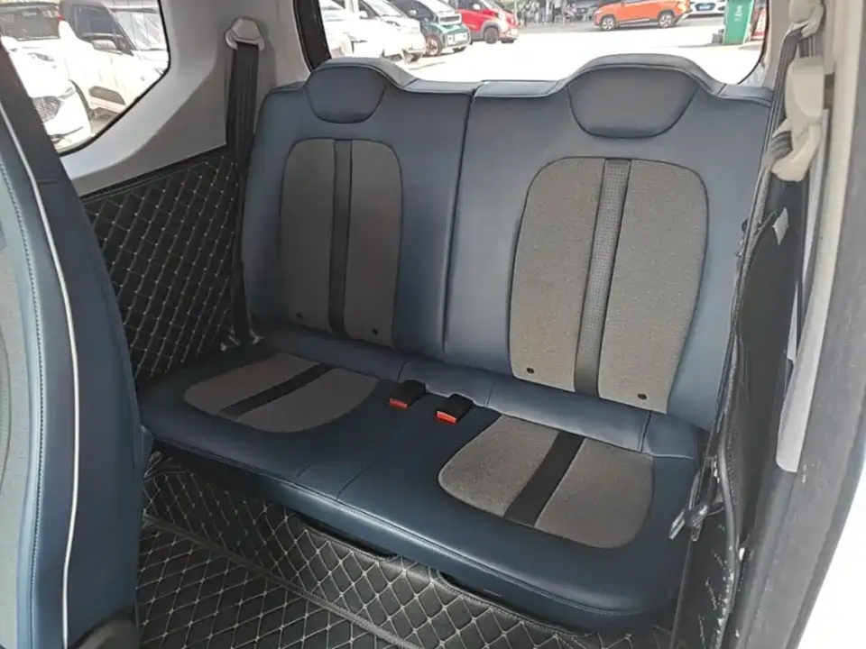 Wuling MINIEV