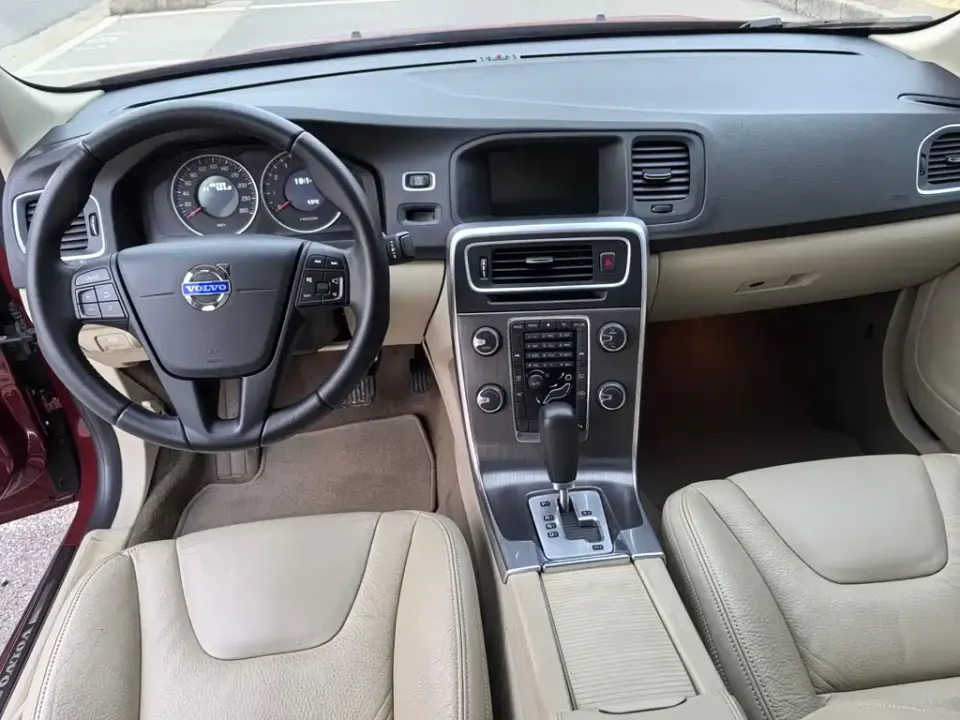 Volvo S60 (Import)