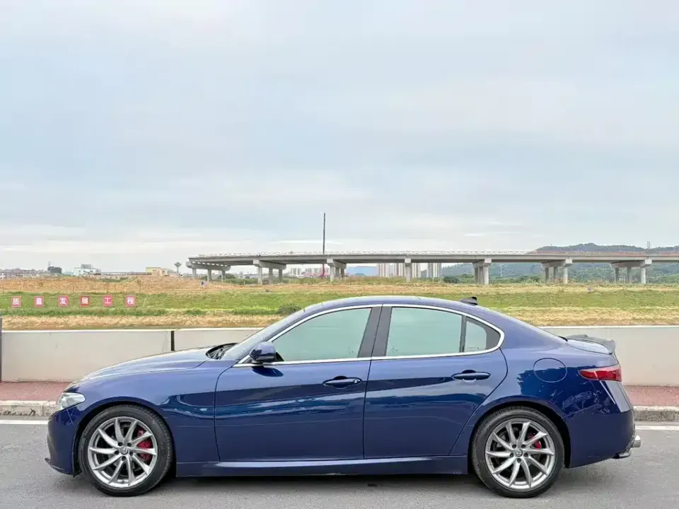 Alfa Romeo Giulia