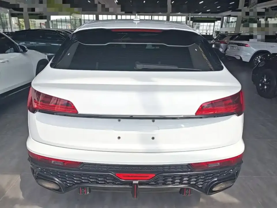 Audi Q5L Sportback