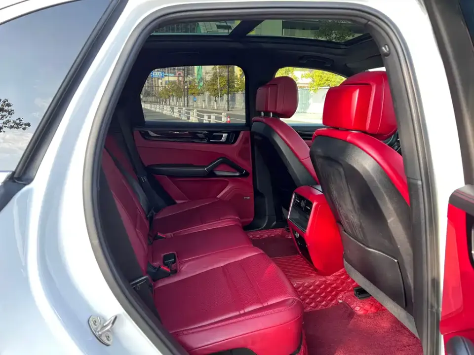 Porsche Cayenne Hybrid