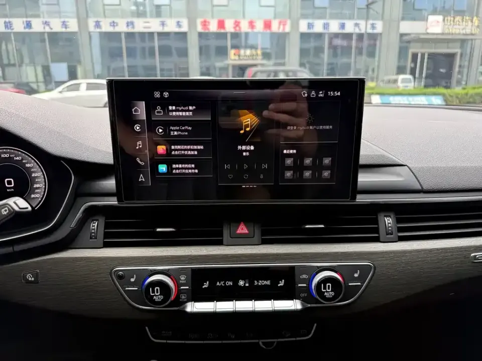 Audi A4 (Import)