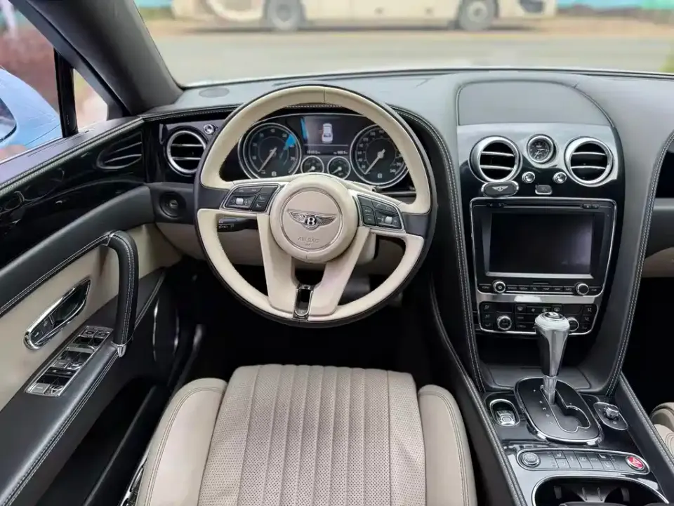 Bentley Flying Spur