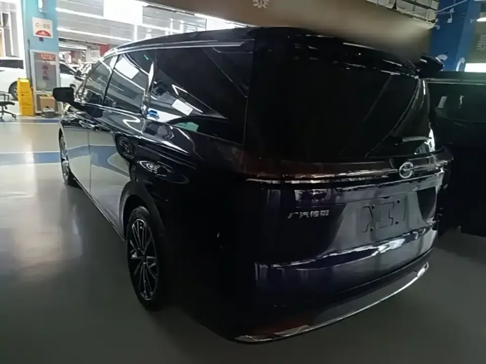 GAC Trumpchi E8 PHEV