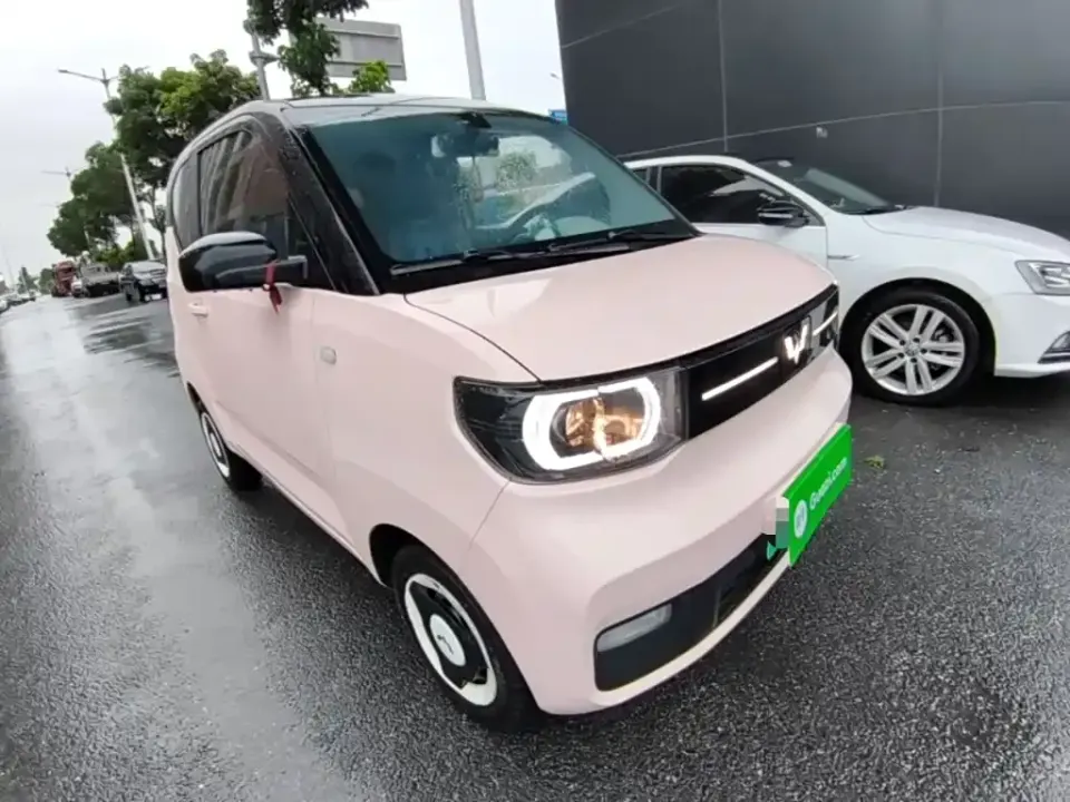 Wuling MINIEV