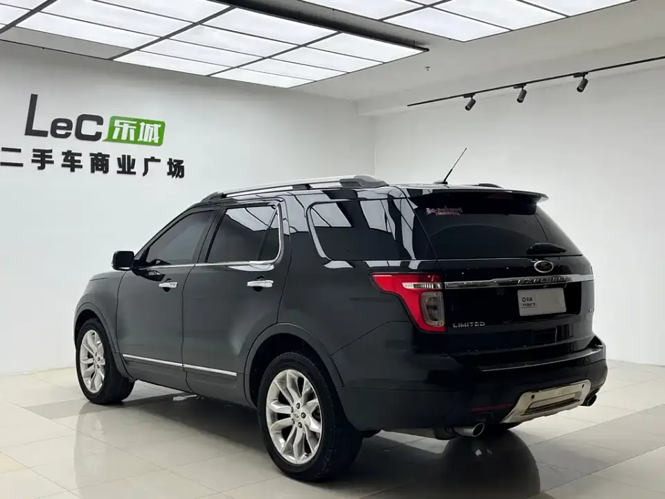 Ford Explorer (Import)
