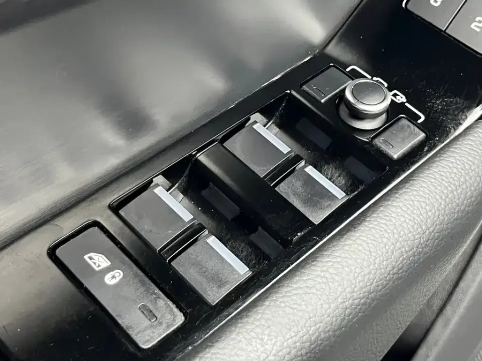Land Rover Velar