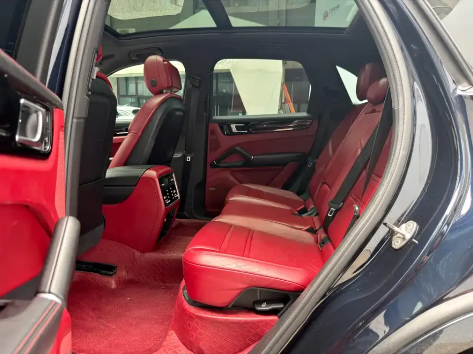 Porsche Cayenne Hybrid
