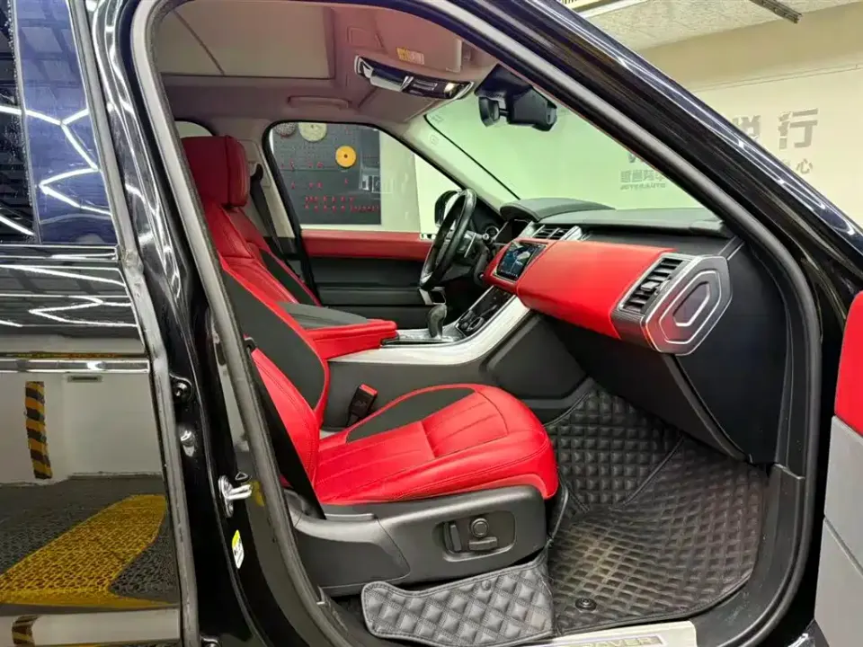Land Rover Sport