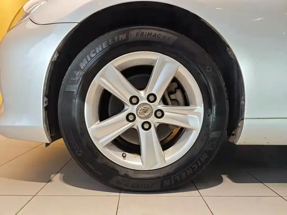 Toyota Reiz