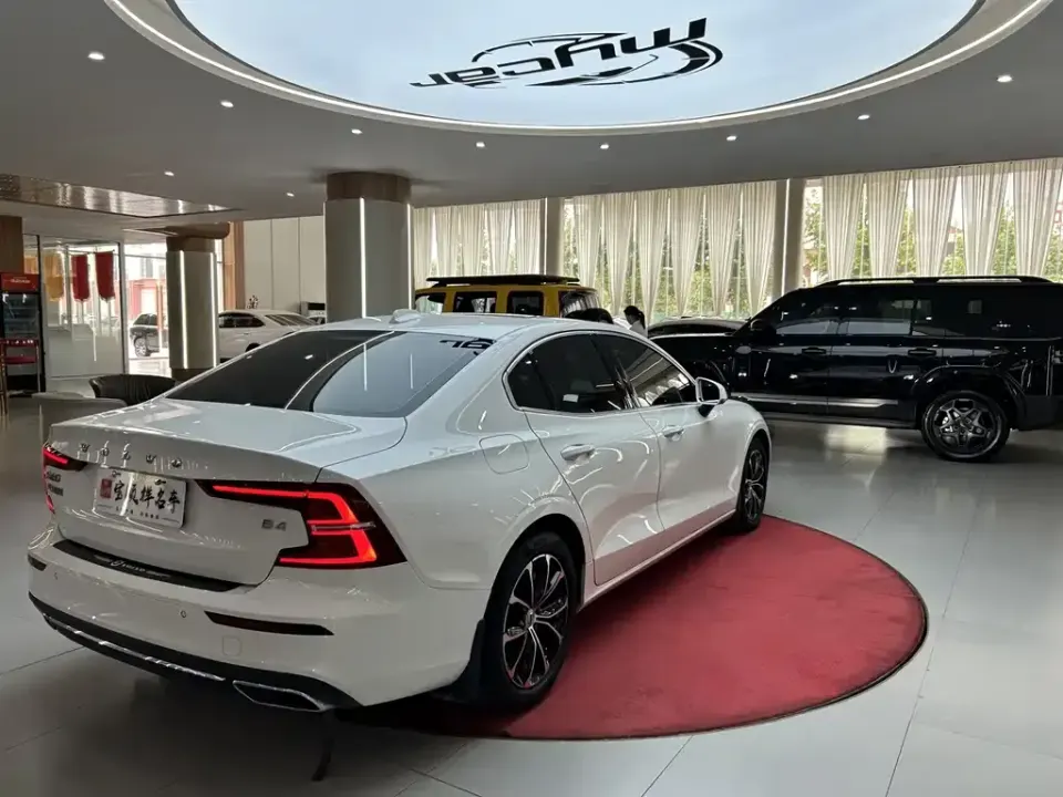Volvo S60