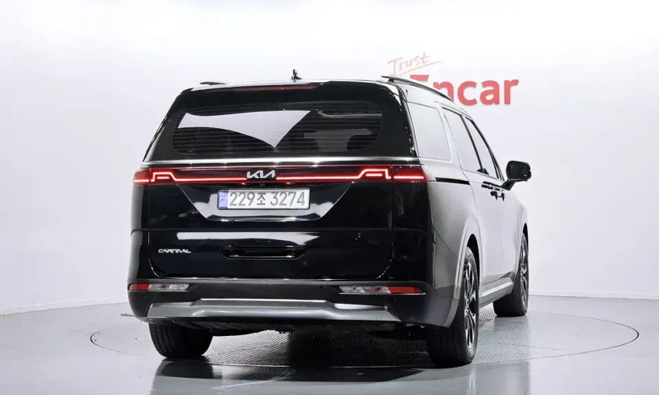 Kia Canival