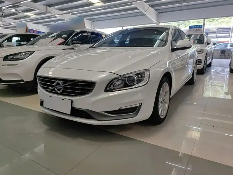 Volvo S60