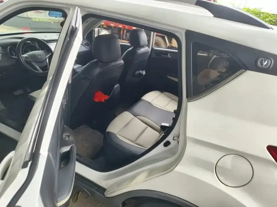 Changan CS35