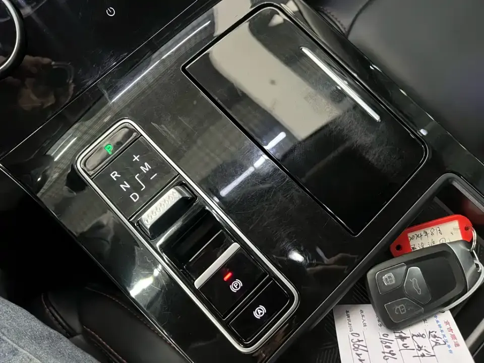 EXEED Zhaofeng