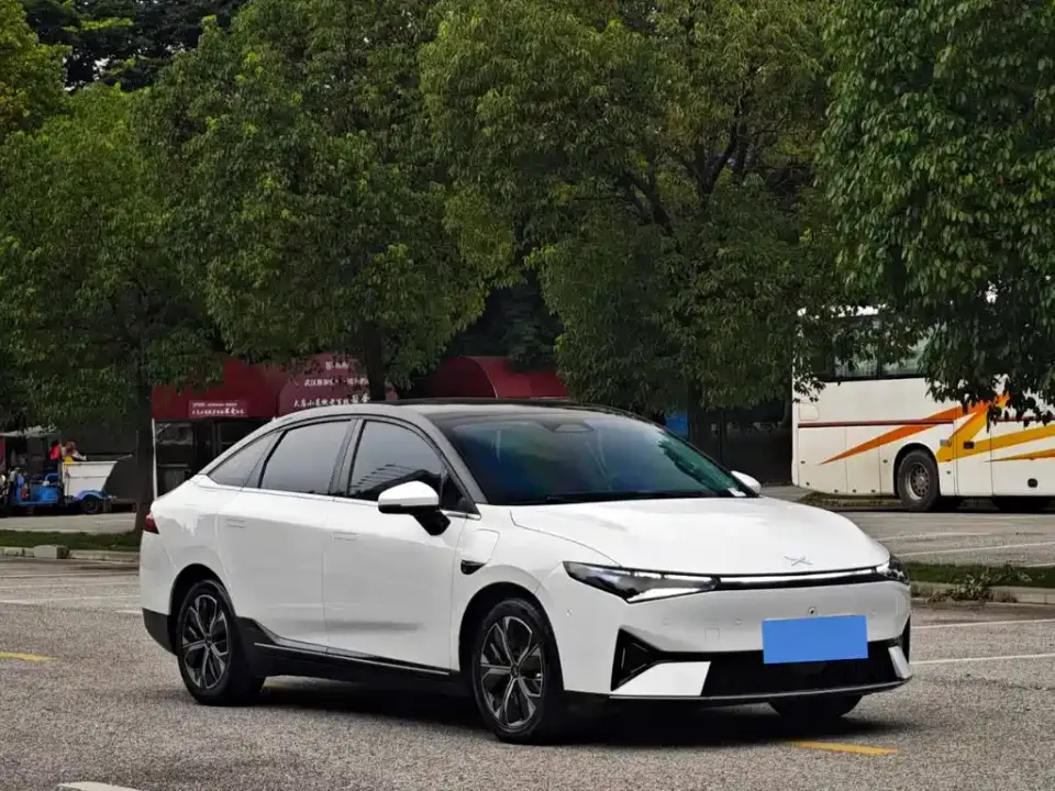 Xpeng P5
