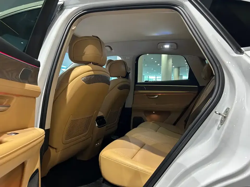 AITO AITO M5