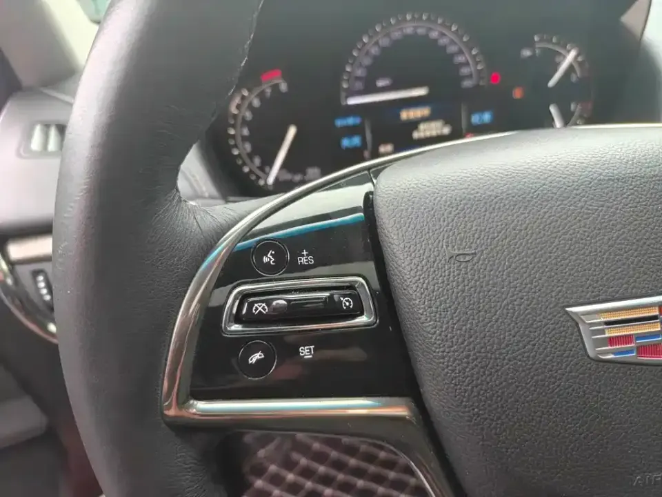 Cadillac ATS-L