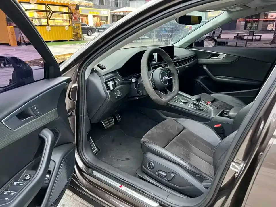 Audi A4L