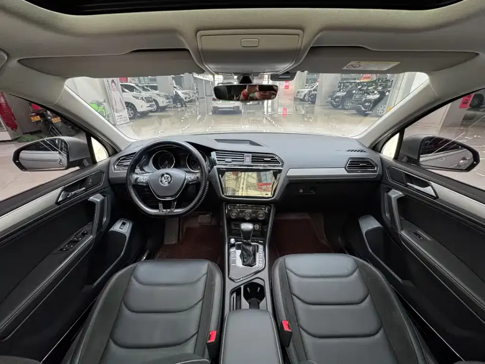 Volkswagen Tiguan L
