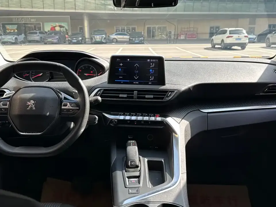 Peugeot 4008