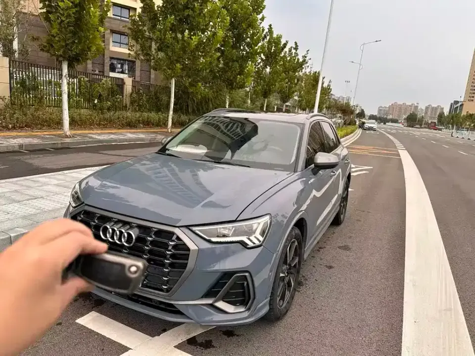 Audi Q3