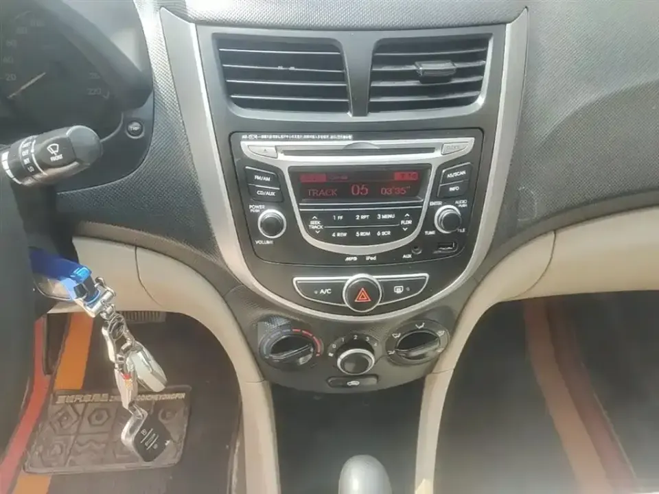 Hyundai Verna