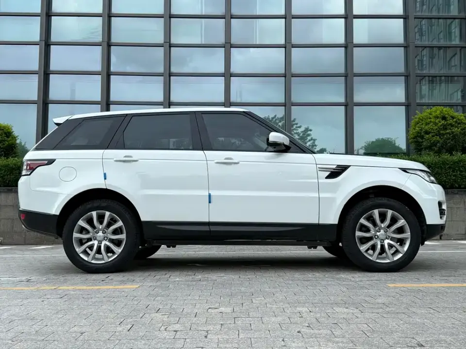Land Rover Sport