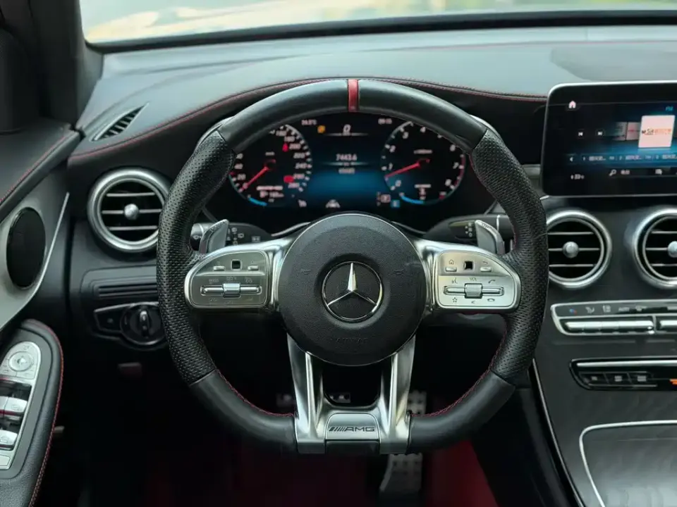 Mercedes-Benz GLC AMG