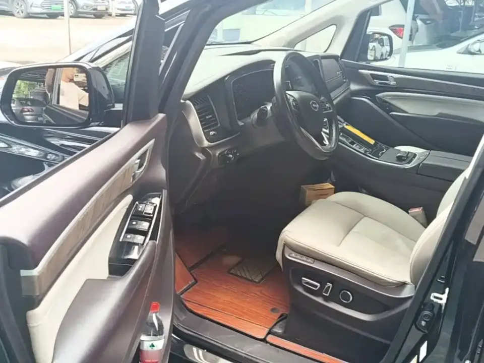 GAC Trumpchi M8