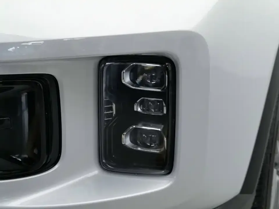 Geely ICON