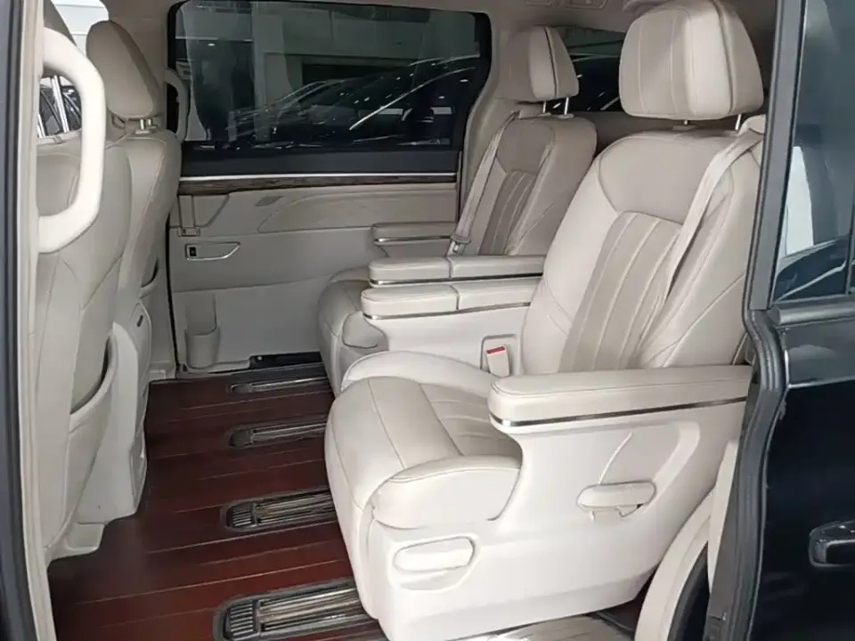 GAC Trumpchi M8
