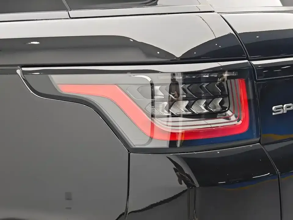 Land Rover Sport
