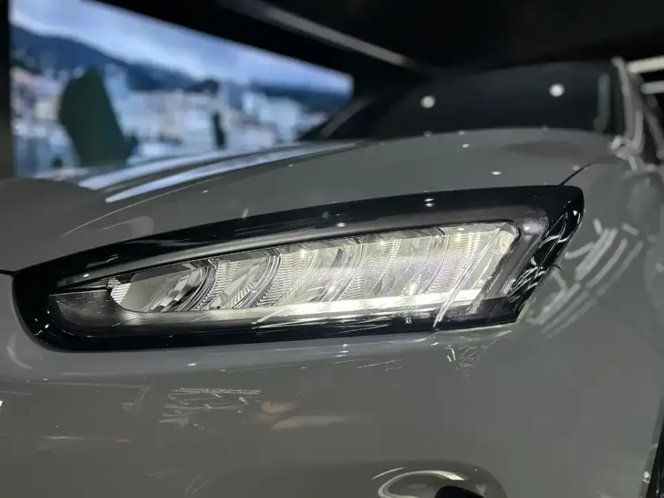 AITO AITO M5