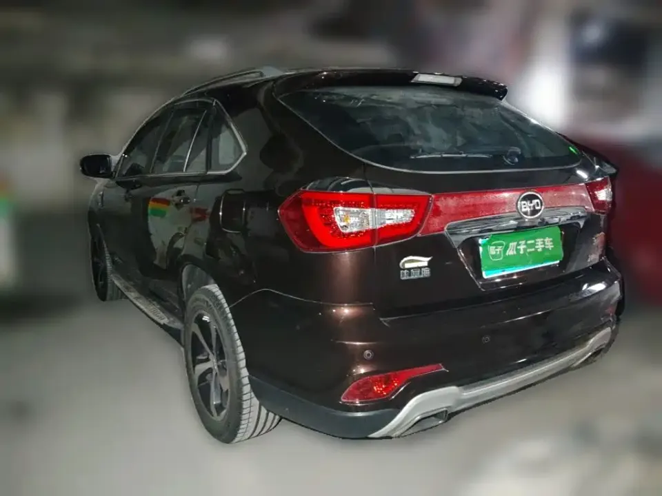 BYD S7