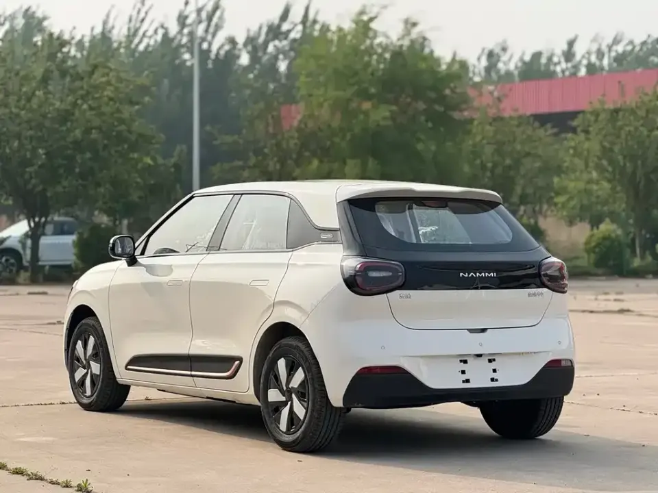 eπ Nano 01