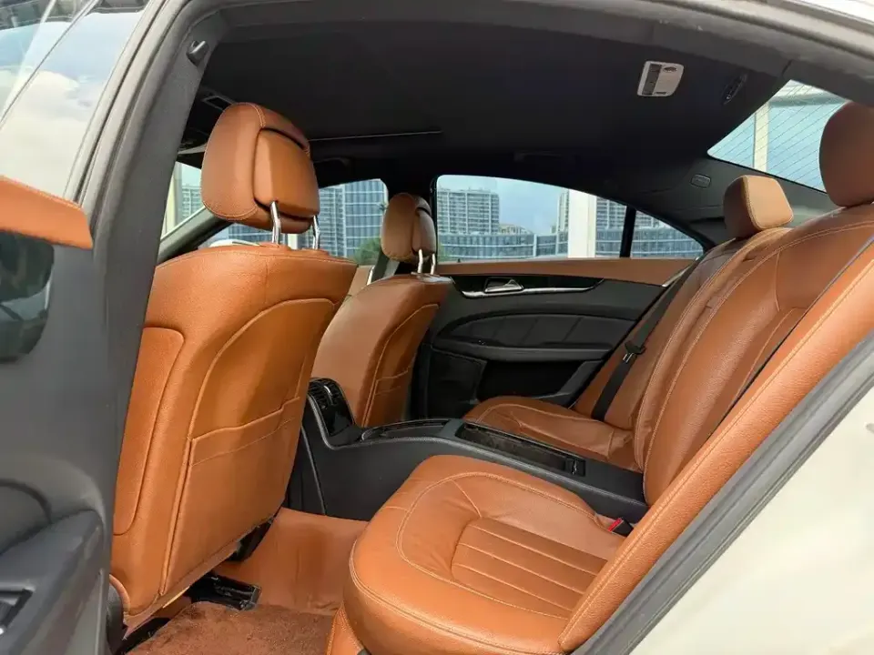 Mercedes-Benz CLS