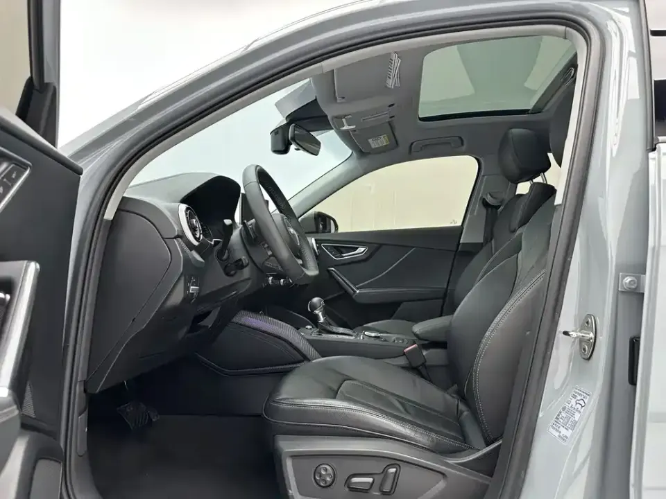 Audi Q2L